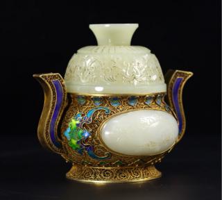 臻品旧藏清代纯银鎏金镶嵌和田玉双耳炉 高12.5厘米,长14厘米,宽10.5